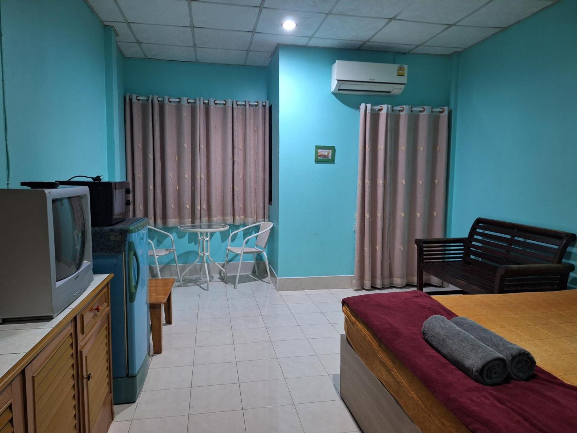 Phonsomboon Guesthouse 涛岛 外观 照片